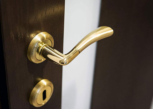 仲巴24小时上门开锁公司