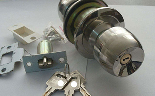 仲巴24小时上门开锁公司