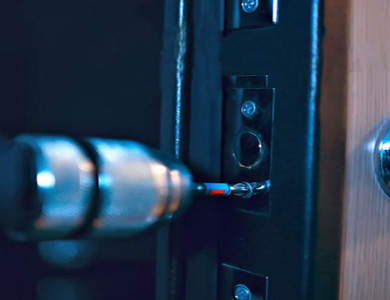 仲巴24小时上门开锁公司